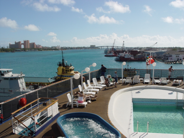 cruise-ship-pool-deck.jpg