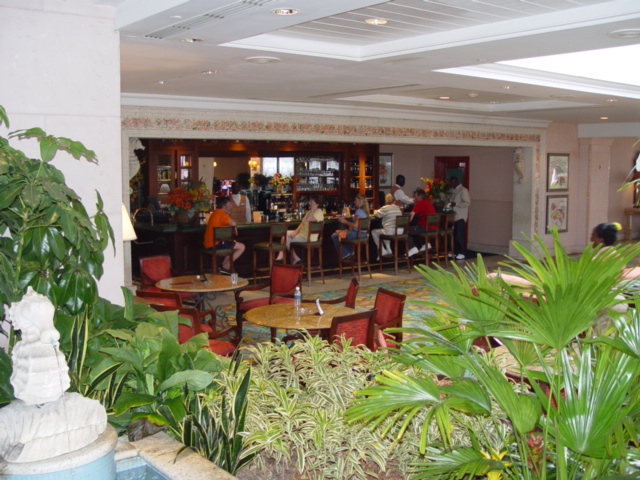 lobby-bar-atlantis.jpg