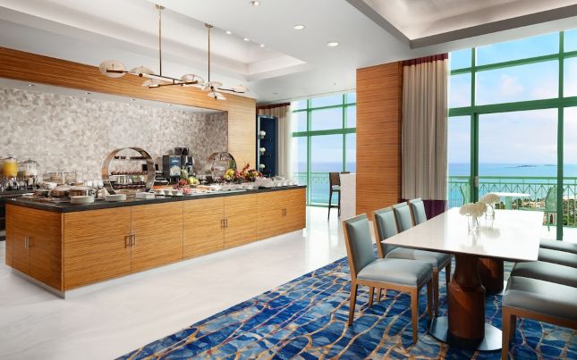 Cove Bahamas Lapis Club Ocean Suites gourmet breakfast