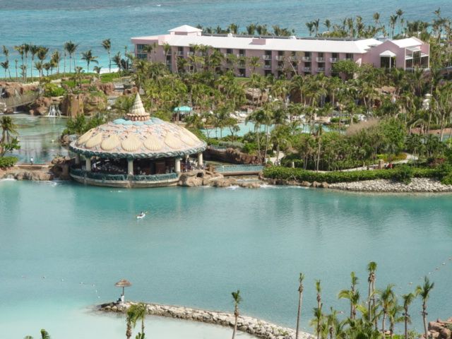 Lagoon Bar And Grill Atlantis Nassau Paradise Isand Bahamas