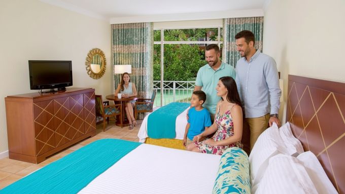 4 adults and 1 child Garden Room at Atlantis Bahamas Beach Tower